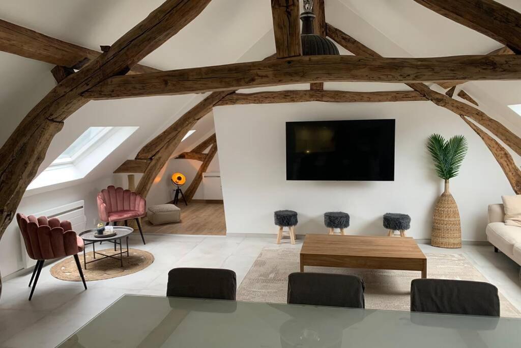 Appartement Spacieux En Plein Coeur De รูออง ภายนอก รูปภาพ